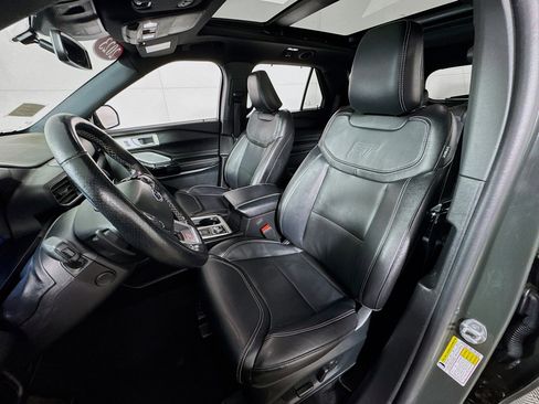 Used 2023 Ford Explorer ST w/ Equipment Group 401A image 16