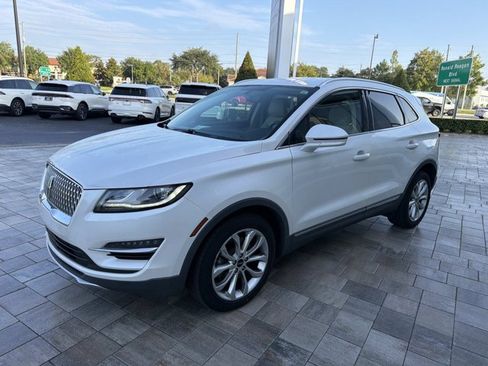 Used 2019 Lincoln MKC Select w/ Select Plus Package FWD image 4