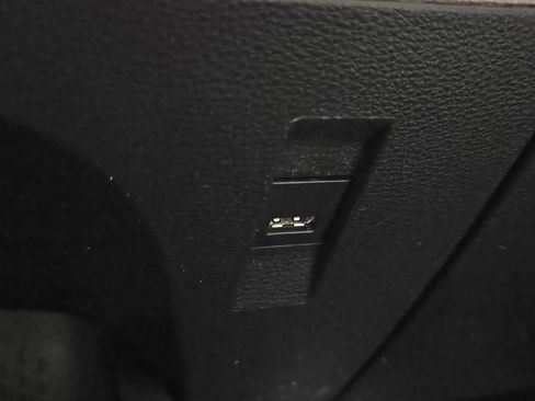 Certified 2022 Toyota Corolla LE image 27