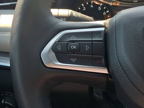 Used 2025 Jeep Compass Limited AWD/4WD image 20