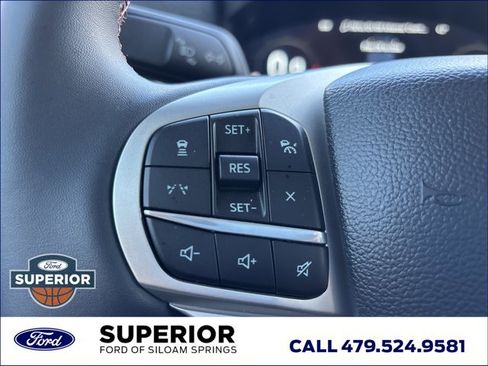 Used 2025 Ford Explorer Active image 28