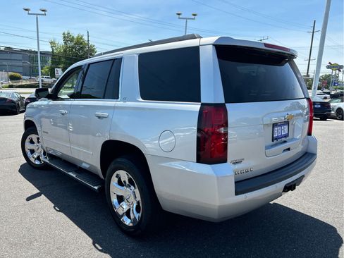 Used 2018 Chevrolet Tahoe LT w/ LT Signature Package AWD/4WD image 29