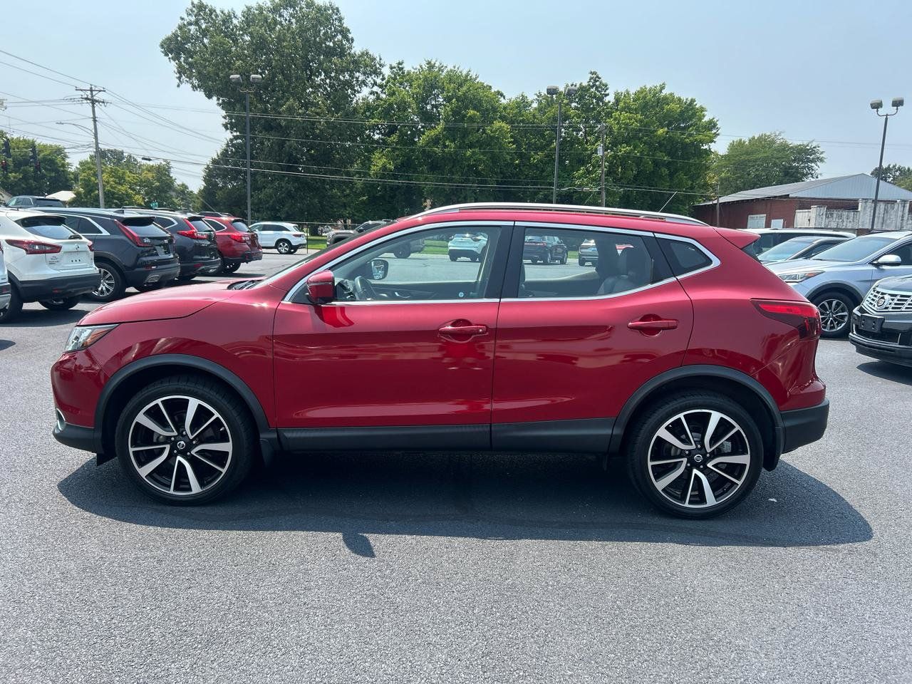 Used 2018 Nissan Rogue Sport SL AWD/4WD image 8