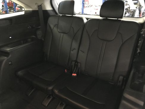 Used 2022 Kia Sorento S FWD image 12