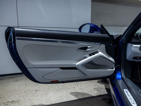 Certified 2021 Porsche 718 Boxster GTS RWD image 39
