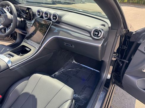 New 2026 Mercedes-Benz CLE 300 4MATIC Cabriolet image 18