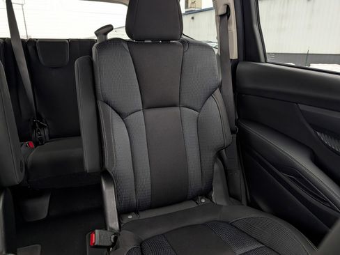 Certified 2025 Subaru Ascent Premium image 14