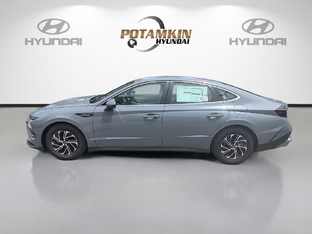 New 2026 Hyundai Sonata Blue FWD image 8