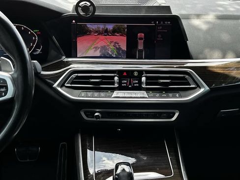 Used 2019 BMW X5 xDrive40i w/ M Sport Package AWD/4WD image 17