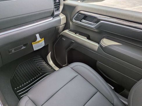 New 2026 Chevrolet Silverado 2500 LTZ w/ LTZ Convenience Package AWD/4WD image 10