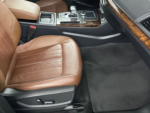 Used 2018 Audi Q5 2.0T Premium Plus w/ Premium Plus Package image 38