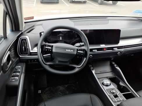 New 2026 Kia Sorento EX w/ EX Premium Package AWD/4WD image 8
