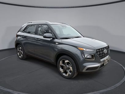 New 2025 Hyundai Venue SEL