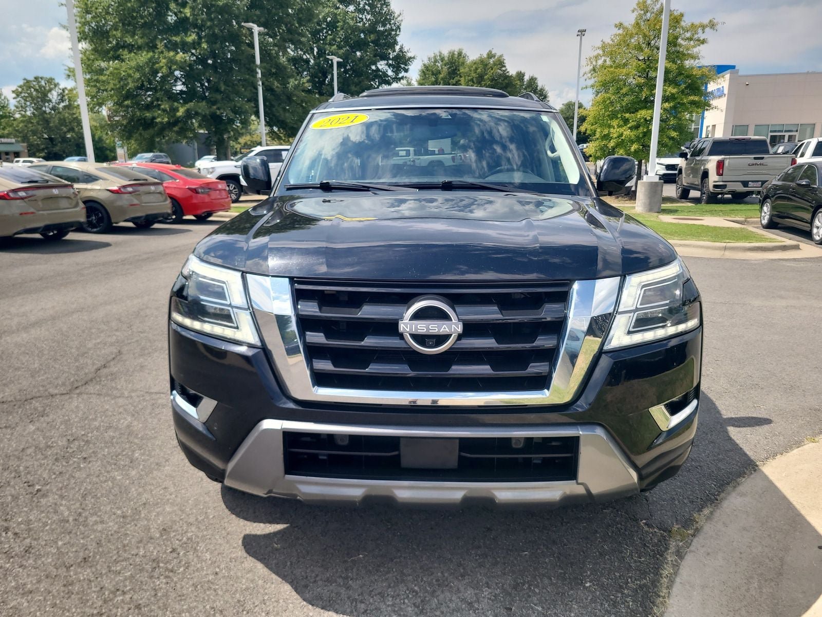 Used 2021 Nissan Armada SL w/ Captain's Chairs Package RWD image 8