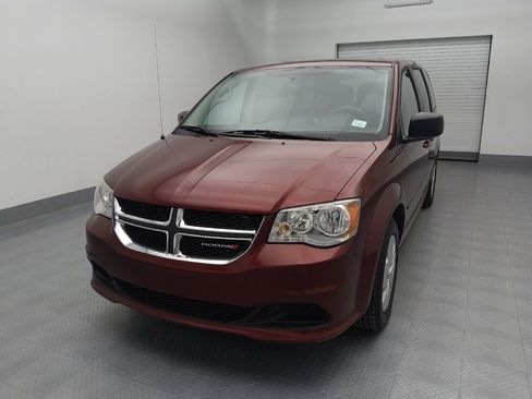 Used 2017 Dodge Grand Caravan SE image 15