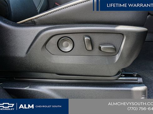 New 2025 Chevrolet Suburban Premier AWD/4WD image 52