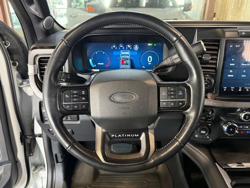 Used 2024 Ford F350 Platinum AWD/4WD image 18