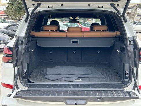 Used 2024 BMW X5 xDrive40i w/ M Sport Package image 15