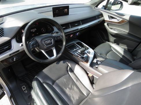 Used 2019 Audi Q7 2.0T Premium Plus w/ Premium Plus Package image 12