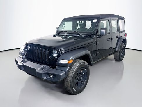 Used 2022 Jeep Wrangler Unlimited Sport image 4