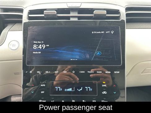 Used 2024 Hyundai Tucson Limited image 16