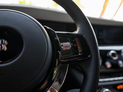 Certified 2022 Rolls-Royce Ghost image 21