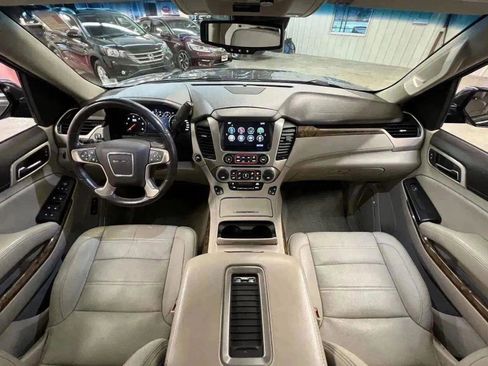 Used 2016 GMC Yukon XL Denali w/ Open Road Package image 4