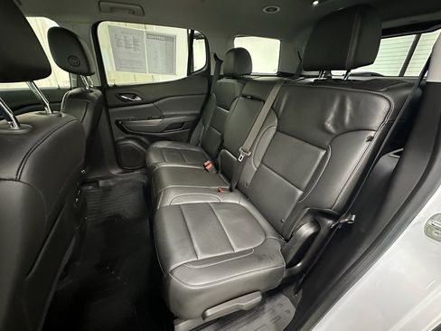 Certified 2023 GMC Acadia SLT image 22