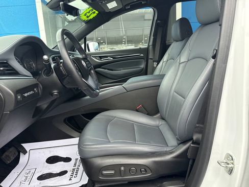 Used 2023 Buick Enclave Premium w/ Experience Buick Package image 11