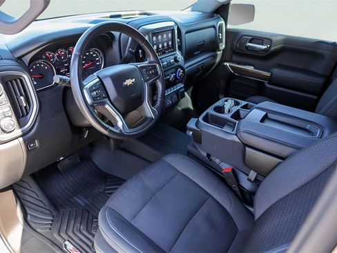 Used 2021 Chevrolet Silverado 1500 LT image 13