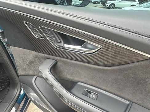 Used 2022 Audi RS Q8 image 30