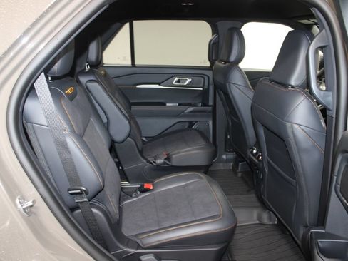 New 2026 Ford Explorer Tremor AWD/4WD image 31