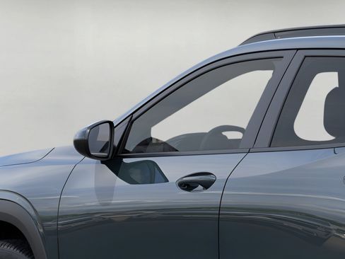 New 2026 Chevrolet Trax LT w/ Driver Confidence Package FWD image 12