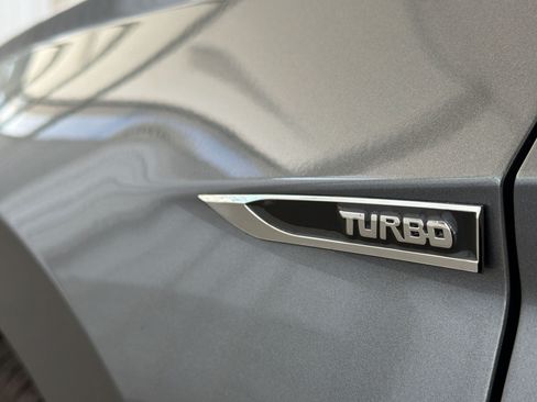 Used 2025 Volkswagen Jetta SE w/ Sunroof Package FWD image 35