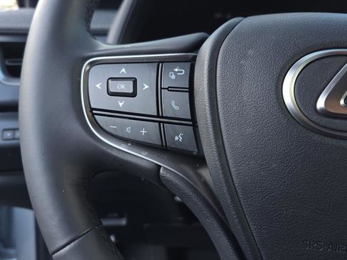 Used 2025 Lexus UX 300h AWD image 21