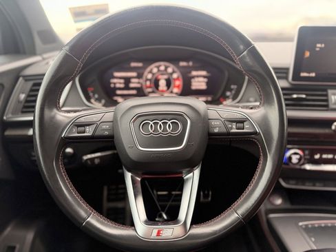Used 2018 Audi SQ5 Prestige w/ Prestige Package image 22