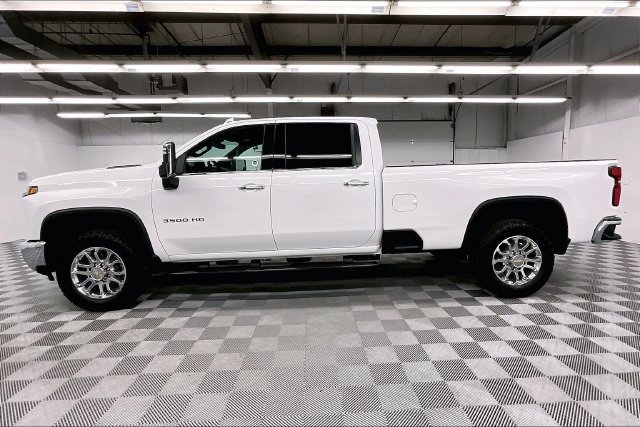 Used 2025 Chevrolet Silverado 3500 LTZ AWD/4WD image 14