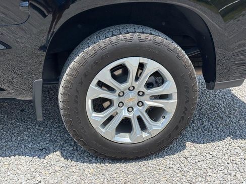 Used 2024 Chevrolet Silverado 1500 LTZ AWD/4WD image 11