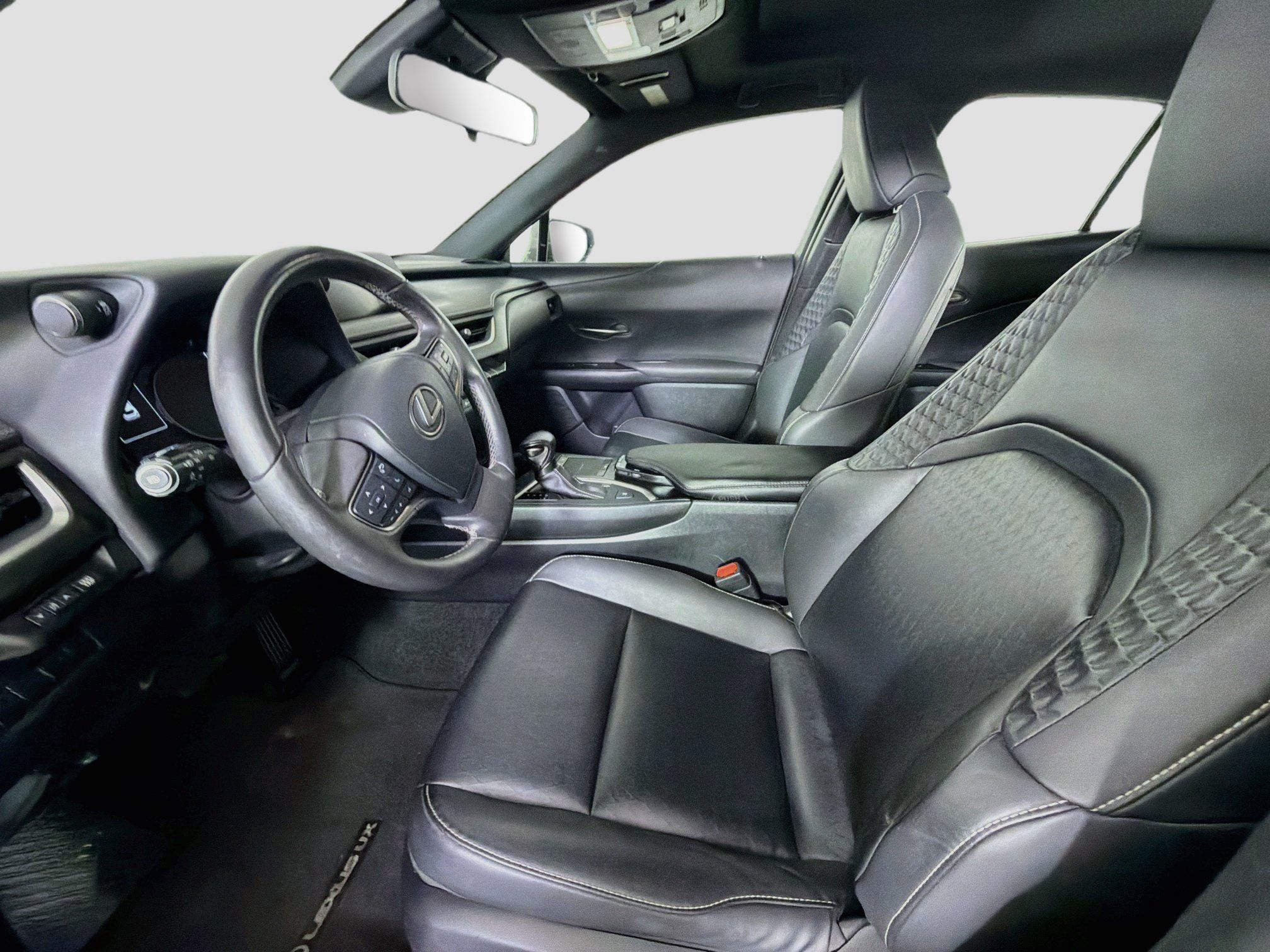 Used 2021 Lexus UX 200 w/ Accessory Package (Z2) FWD image 13