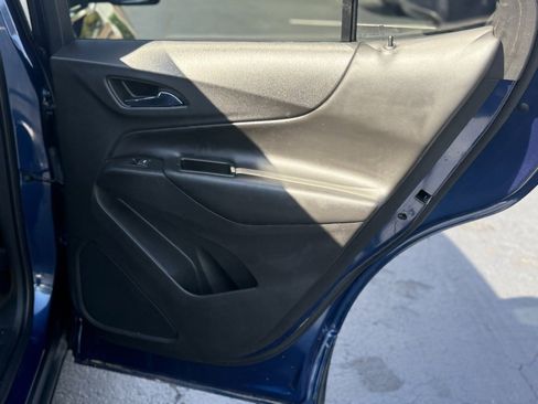 Used 2022 Chevrolet Equinox LT image 19