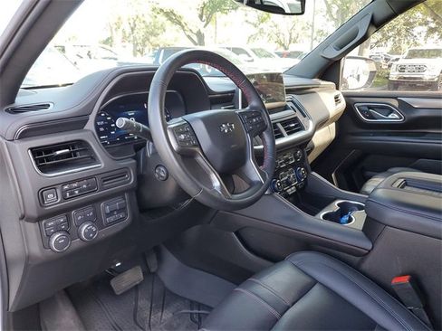 Used 2024 Chevrolet Suburban RST w/ Luxury Package image 18