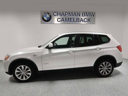 Used 2017 BMW X3 xDrive28i image 3