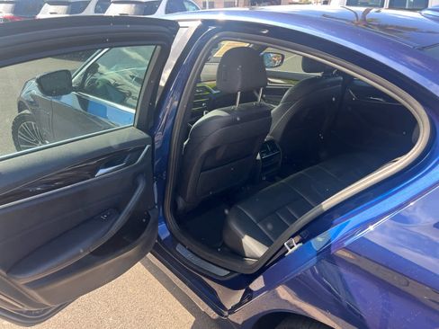 Used 2018 BMW 530e xDrive image 19