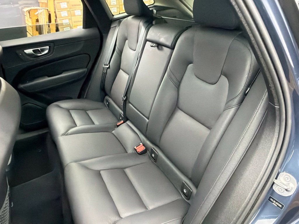 Used 2024 Volvo XC60 B5 Plus w/ Climate Package AWD/4WD image 22