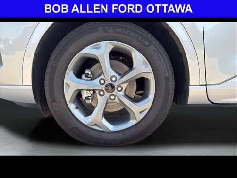 Used 2024 Ford Escape ST-Line w/ Equipment Group 301A FWD image 15