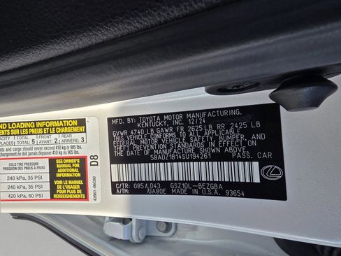 Certified 2025 Lexus ES 350 w/ Premium Package image 31