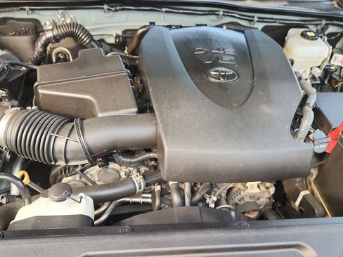 Used 2021 Toyota Tacoma TRD Pro AWD/4WD image 18