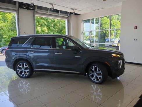 Used 2020 Hyundai Palisade SEL w/ Premium Package image 6
