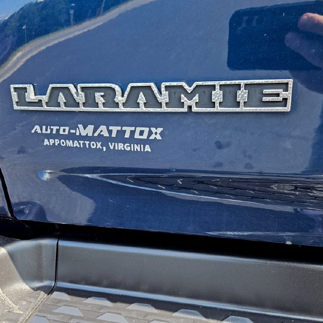Used 2022 RAM 1500 Laramie AWD/4WD image 12