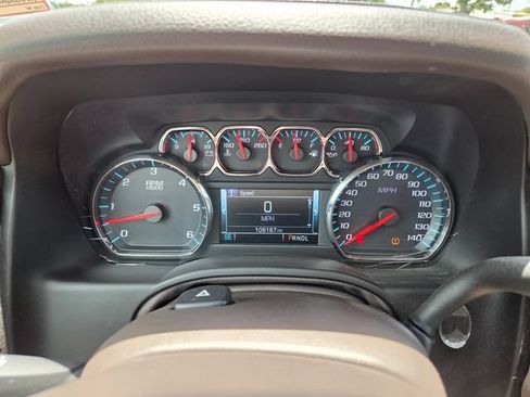 Used 2019 GMC Yukon XL SLT w/ Open Road Package RWD image 35